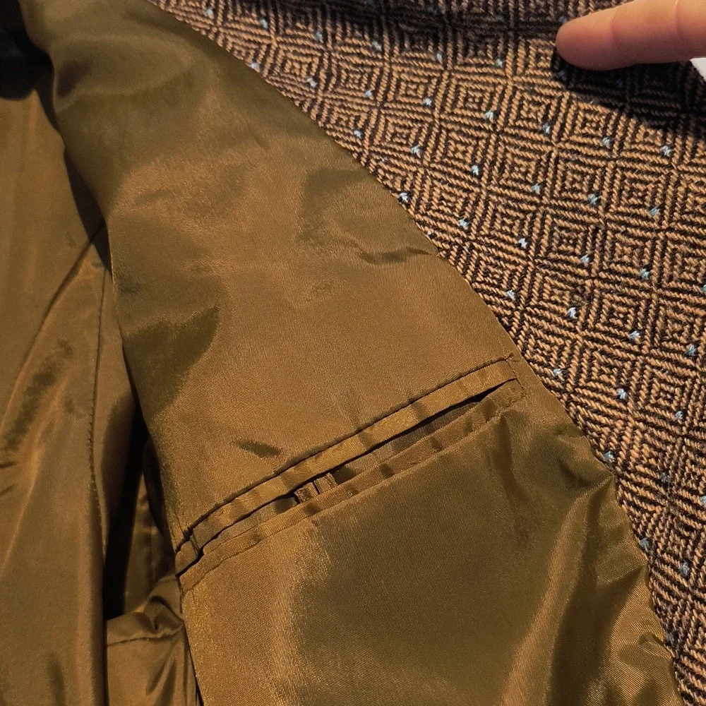 Elegant Brown Coat with Faux Fur Collar - Picture 3 of 4